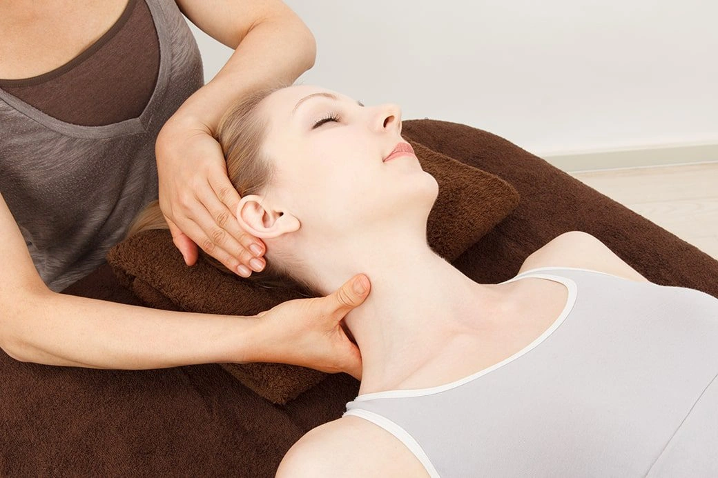 Chiropractic Massage for Chronic Pain 