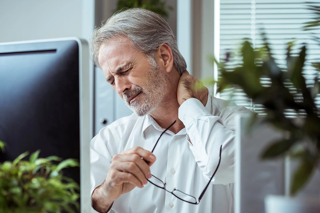 neck pain due to weight you carry