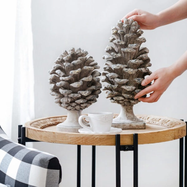 Pine Cone Διακοσμητικό Γλυπτό Κουκουνάρα Ρητίνης Γκρι (18x18x36)cm Σετ/2