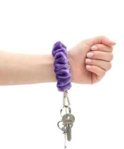 Μπρελόκ με κλειδιά scrunchie σε μωβ χρώμα