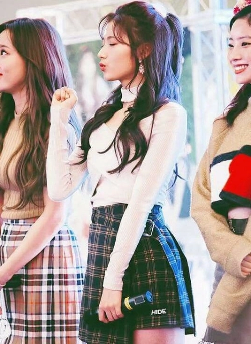 Black Plaid Skorts | Sana – Twice