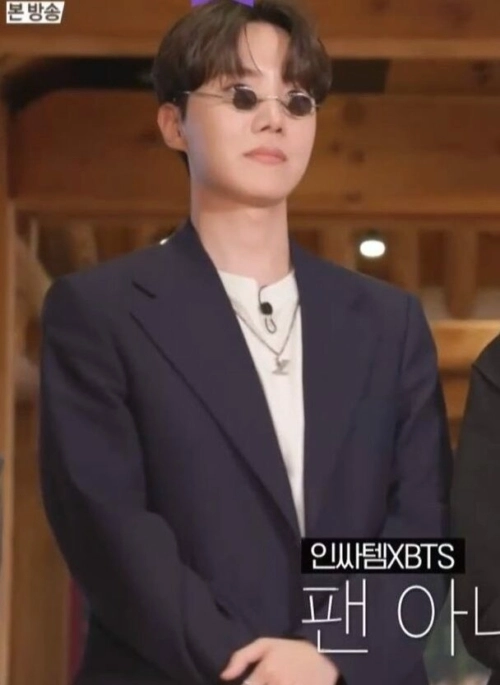 Black Small Round Sunglasses | J-Hope – BTS