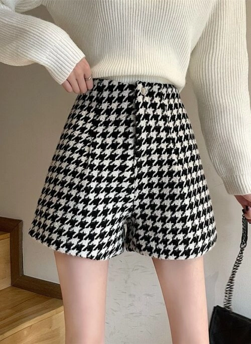 Black And White Houndstooth Shorts | Joy – Red Velvet