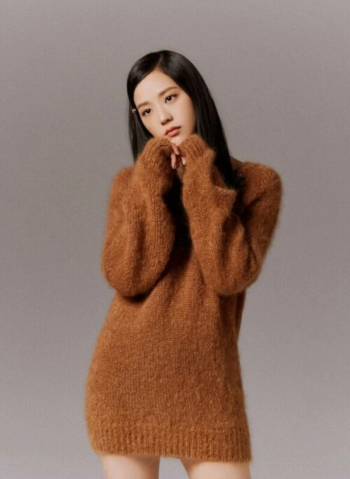 Brown Fluffy V-Neck Sweater Dress | Jisoo – BlackPink