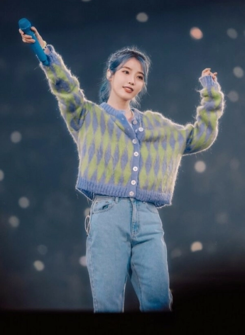 Lilac Diamond Pattern Cardigan | IU