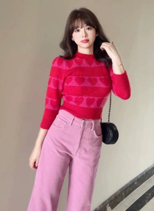 Red Heart Patterned Knit Sweater | Hyunjin – Loona