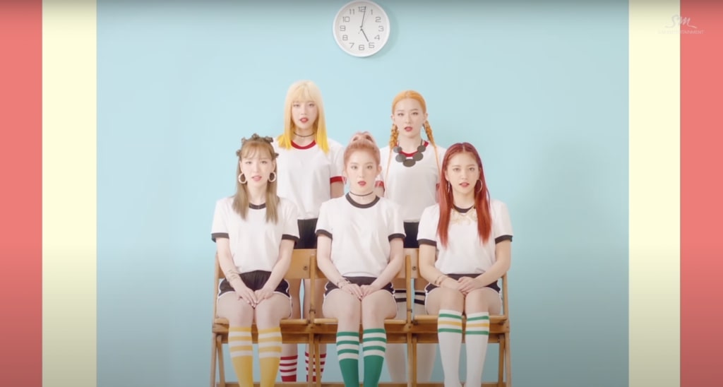 Red Velvet - Russian Roulette