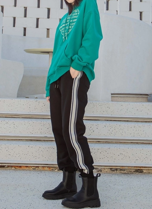 Black Side Stripe Pants | D.O. – EXO