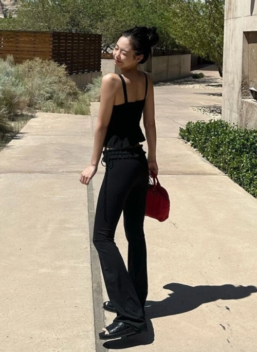 Black Side Tie Low Waisted Pants | Jennie – BlackPink