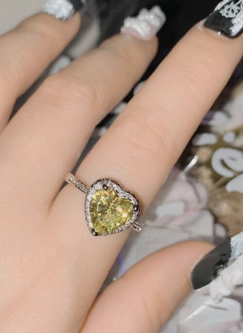 Yellow Heart Crystal Ring | Taehyung – BTS