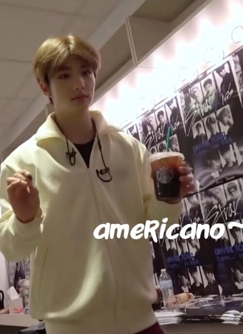 Hyunjin’s Chant: “Americanooo Choa Choa” Tee