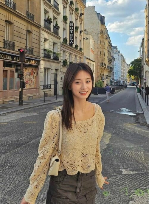 Beige Crochet Patterned Top | Tzuyu – Twice