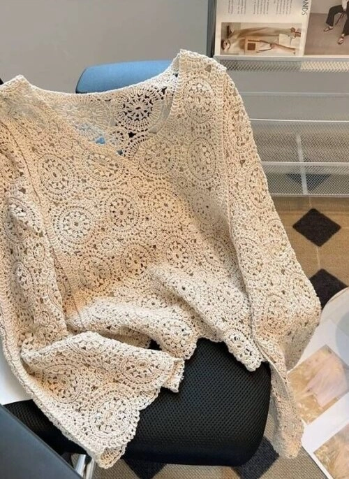 Beige Crochet Patterned V-Neck Top | Tzuyu – Twice