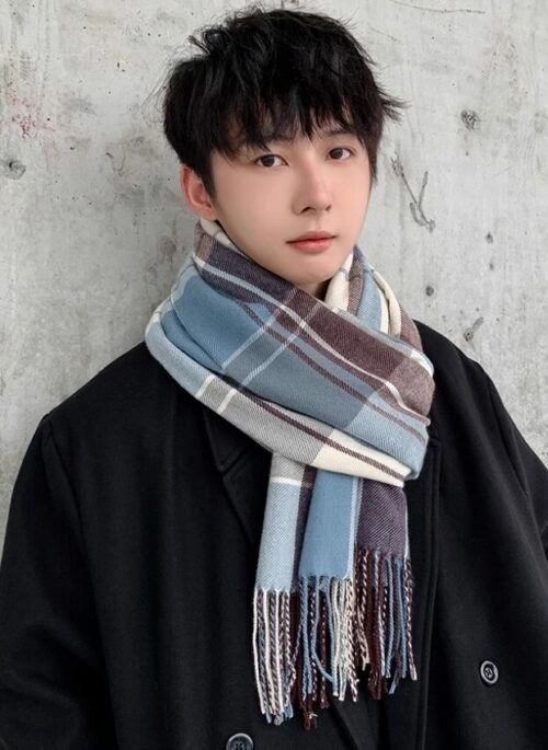 Blue Plaid Tassel Scarf | Taeil – NCT