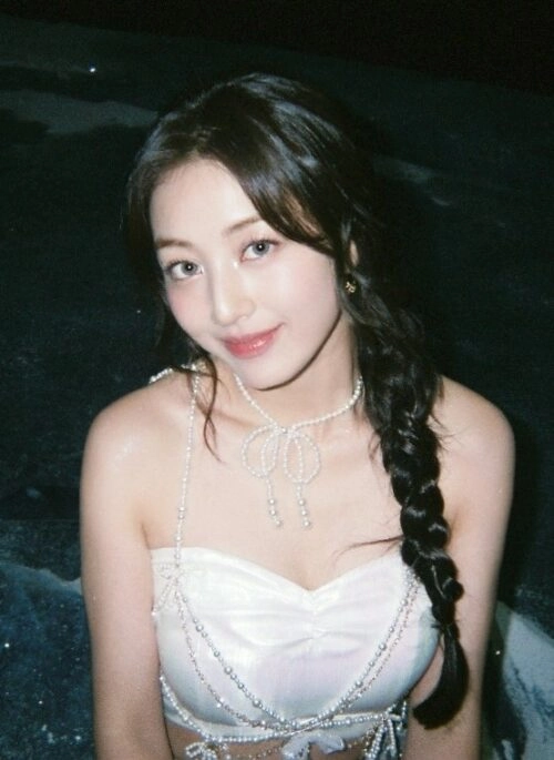 White Pearl Chain Bow Necklace | Jihyo – Twice