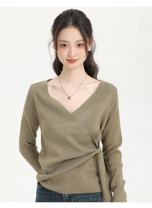 Green Irregular Cross V-Neck Sweater