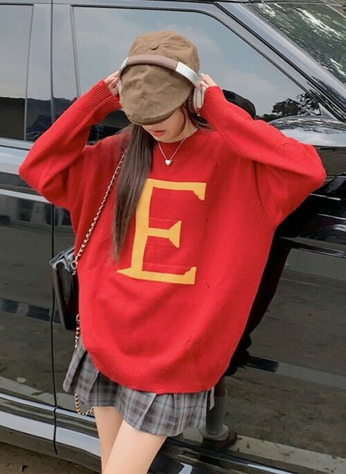 Red Letter Logo Distressed Sweater | Heeseung – Enhypen