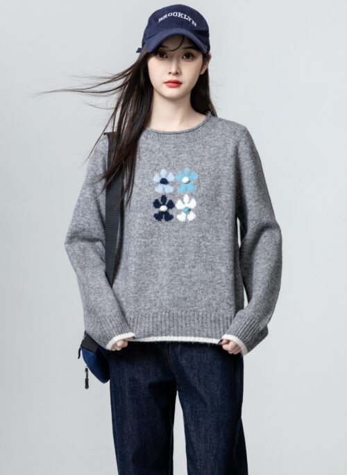 Cozy Gray Sweater With Floral Knit Detail