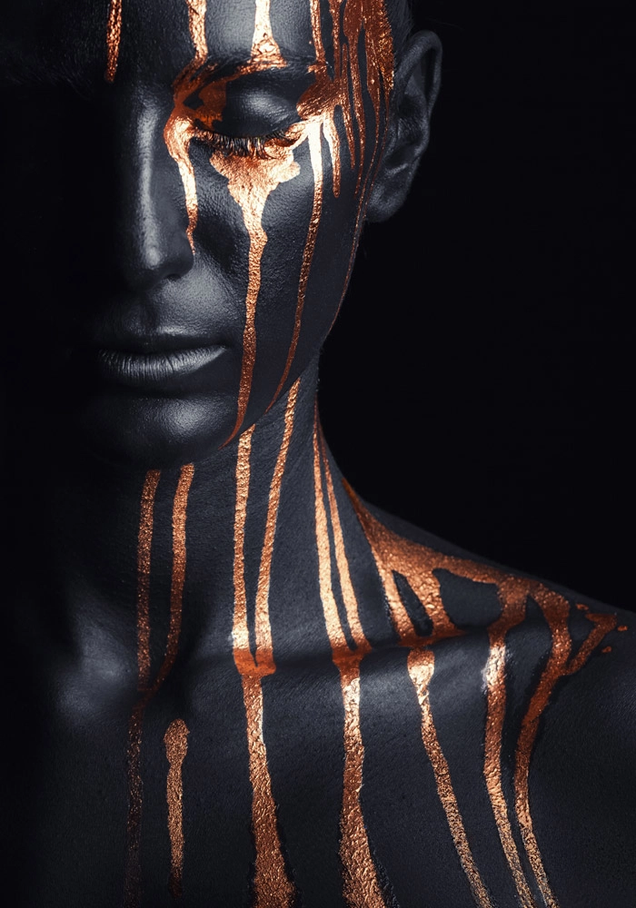 Πινακας σε καμβά BLACK & BRONZE FACE