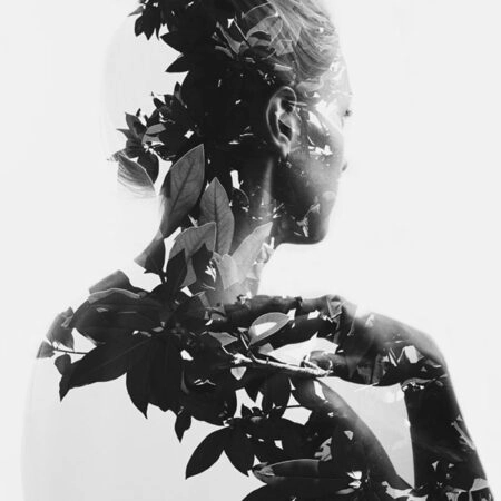 Πινακας σε καμβά WOMAN ON LEAVES - Πορτραιτα και Φιγουρες Sticky 5