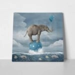 Πίνακας σε καμβά SURREAL ELEPHANT IN SEA