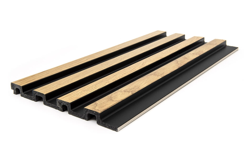 Διακοσμητικό panel τοίχου με 3D πηχακια F4 RESIDENCE πλατος 12.2cm x υψος 2.90m NAT.OAK/BLACK