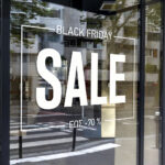 Αυτοκολλητο Εκπτωσεων BLACK FRIDAY BOX