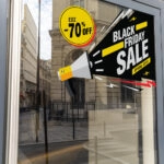 Αυτοκολλητο Εκπτωσεων BLACK FRIDAY LOUD