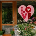 Αυτοκoλλητο Βιτρίνας LOVE HEART SHAPE