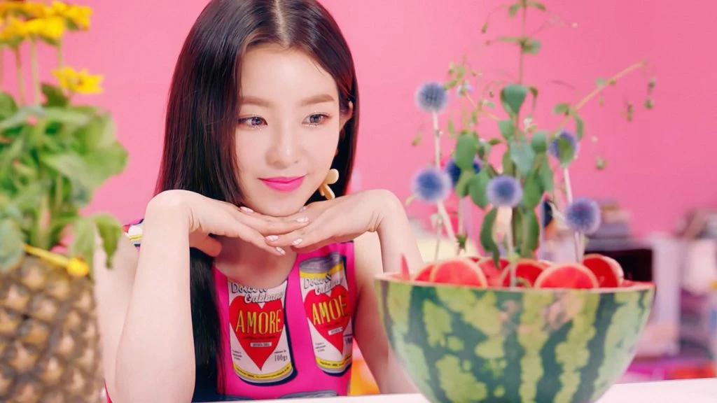 Red Velvet Irene Pink Amore Can dress in the 'Power Up' MV