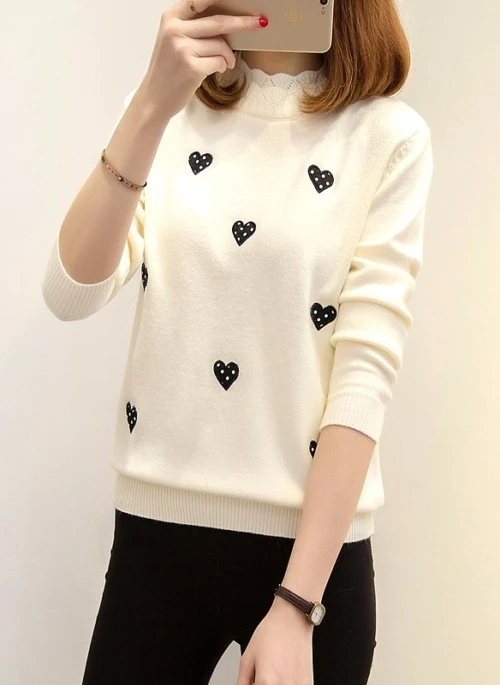 Beige Sweater With Black Hearts | Dahyun – Twice