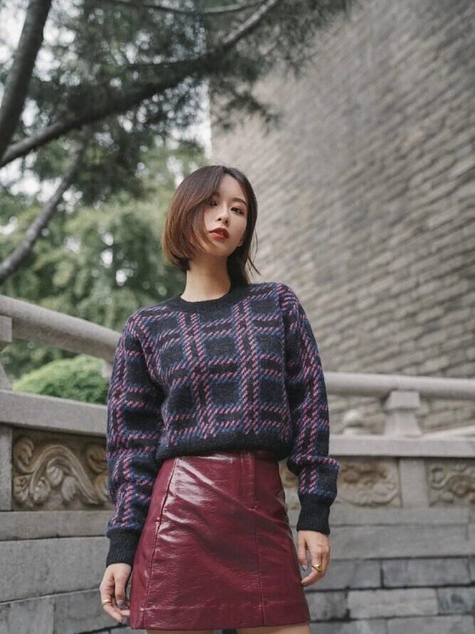 Lilac Checkered Knit Sweater | Momo - Twice - Fashion Chingu