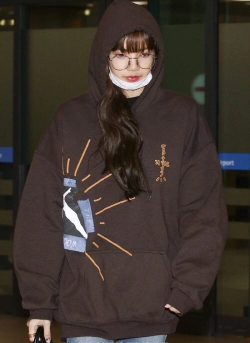 Brown In The Highest Room Hoodie | Lisa – BlackPink