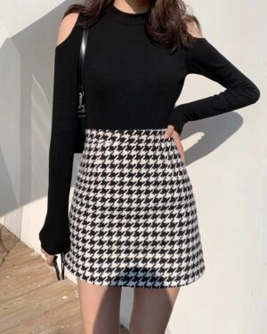 Black and White Houndstooth Wool Skirt | Hyuna