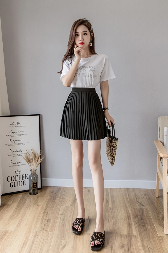 Black Pleated Skirt | Rose - BlackPink - Fashion Chingu