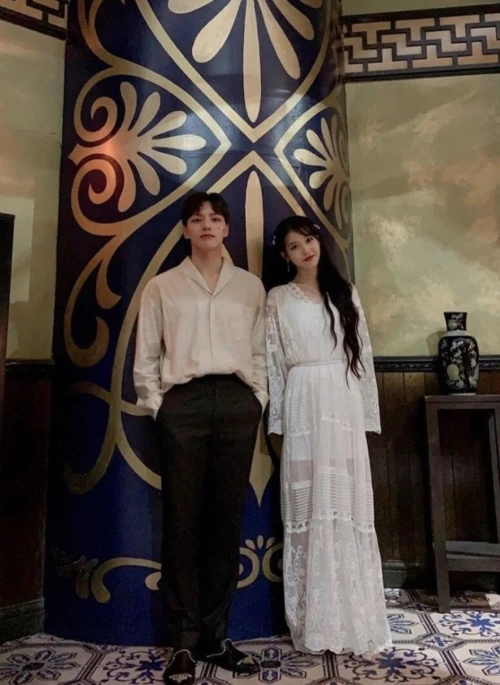 White Long Lace Dress | IU – Hotel Del Luna