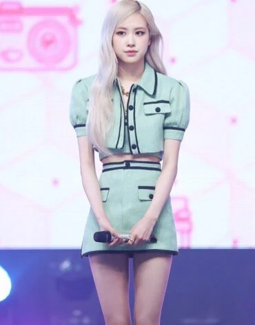 On The Ground Music Core Outfit – Rose