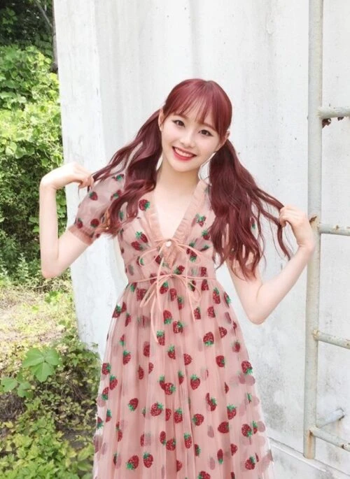 Pink Strawberry Dress | Chuu - Loona