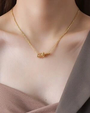 Gold Chain Pendant Necklace | Shim Su Ryeon - Penthouse