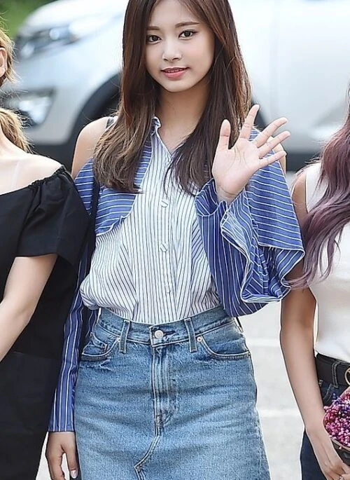 Blue Stitched-Up Crotch Skorts | Tzuyu – Twice