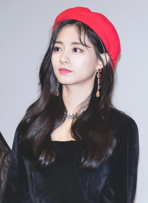 Red Wool Beret | Tzuyu – Twice