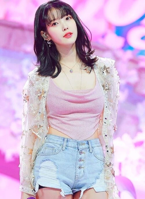 Blue Distressed Denim Button-Down Shorts | IU