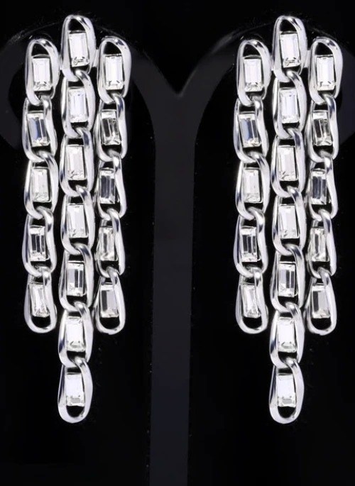 Silver Triple Chain Rhinestone Earrings | Cheon Seo Jin – Penthouse