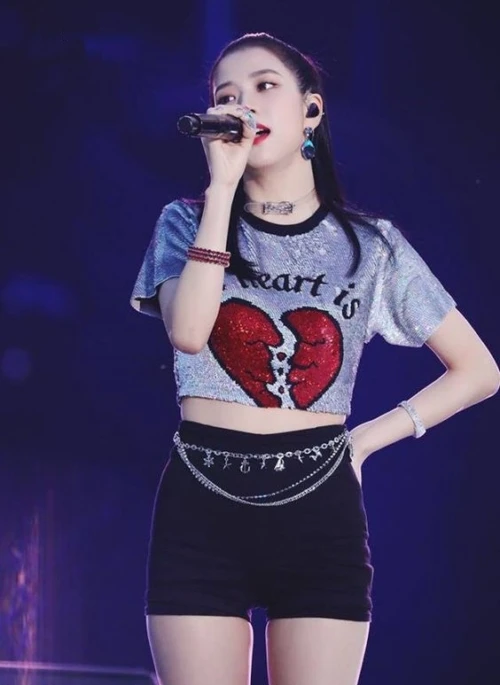 Black Shorts | Jisoo – BlackPink