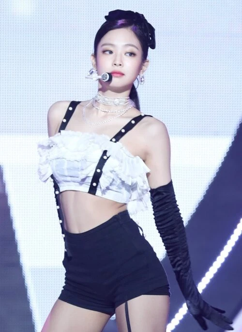 Silver Diamond Earrings | Jennie – BlackPink