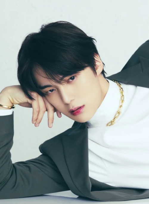 Gold U-Shaped Link Necklace | Minhyuk – MONSTA X