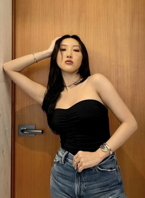 Black Pleated Tube Dress | Hwasa – Mamamoo