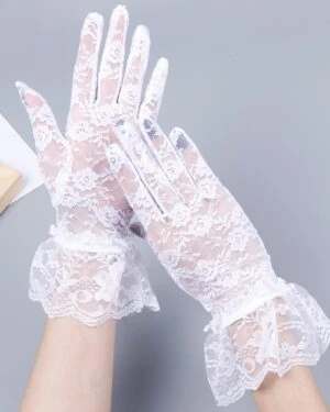 White Lace Gloves | Somi