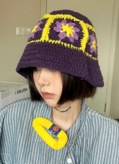 Lilac Flower Knitted Dome Hat | Hyuna