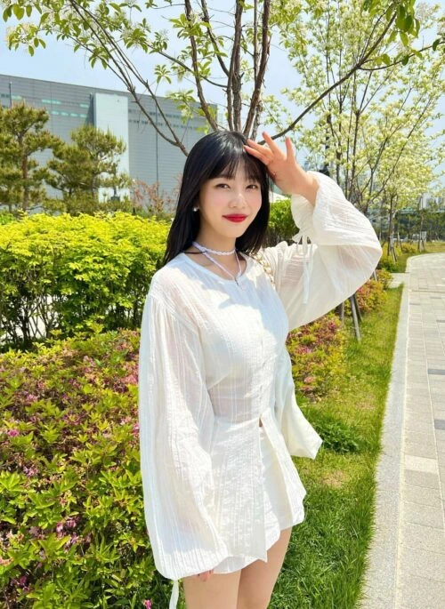 White Long Sleeves Textured Shirt | Joy – Red Velvet